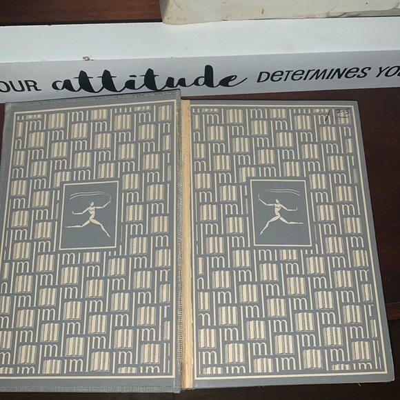 Point Counter Point book by Aldous Huxley pub 1928 - Picture 4 of 10